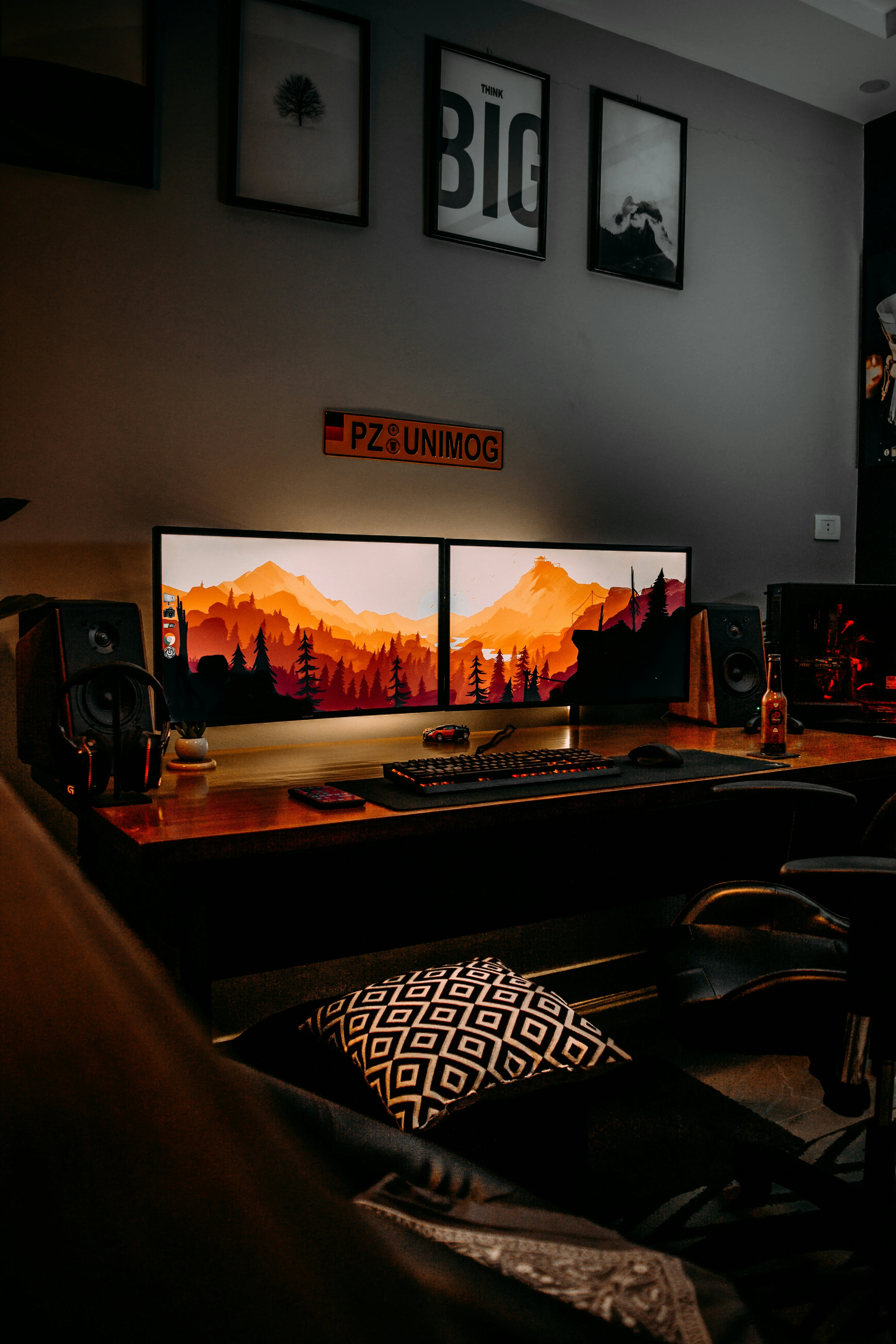 E-commerce Isoneday Studio Brand-bg-image